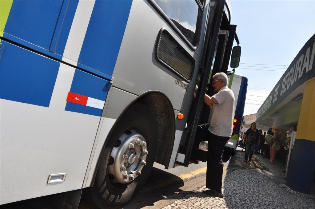 Transporte coletivo onibus - Paratodos