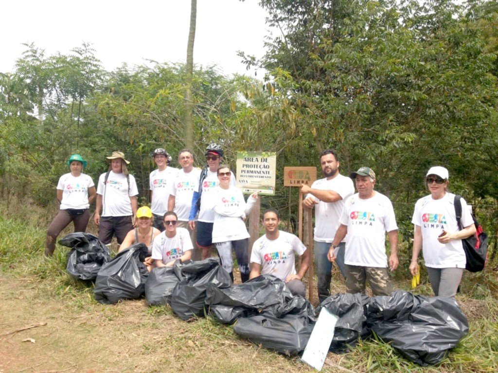 cuesta-limpa-retirada-de-lixo-do-aracatu-2