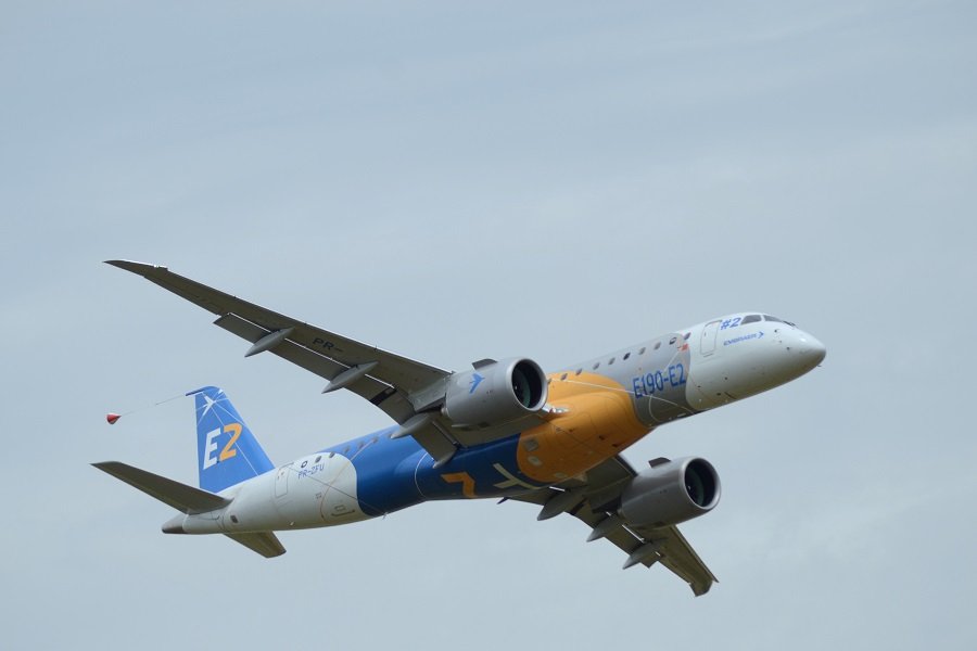 Modelo E190 E2 é uma das aeronaves que entrará em operação em 2018 Foto: Flávio Fogueral)