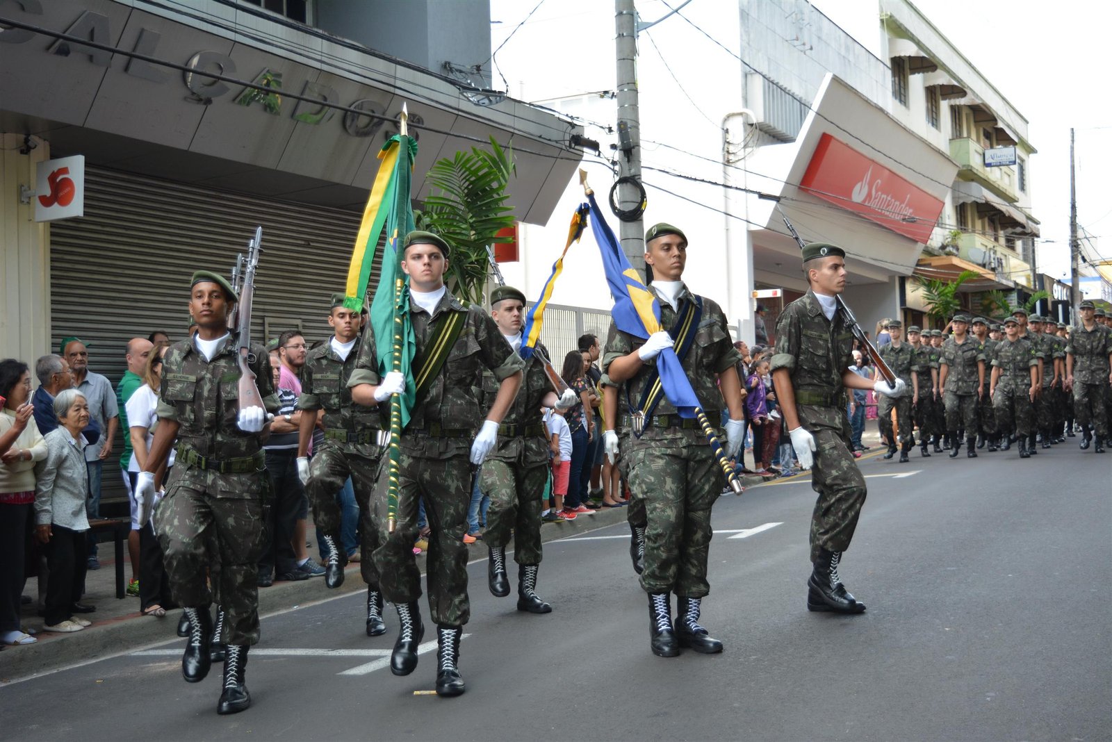 DesfileAniversarioBotucatu