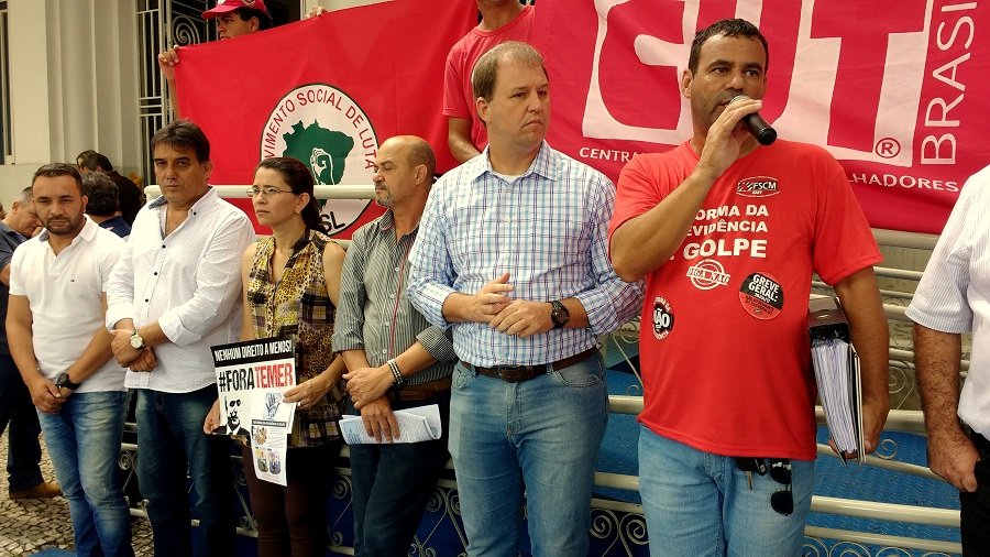 Sindicalistas reuniram-se com o prefeito Mário Pardini, além de vereadores 