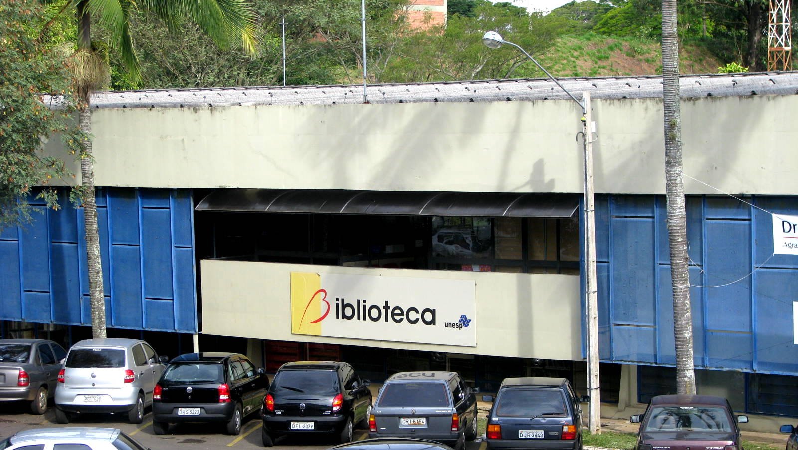 Unesp de Botucatu: Biblioteca do Câmpus recebe exposição de oficina de origami