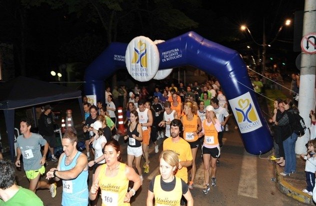 Corrida Noturna atinge 600 inscrições e abre lote extra com mais 50 vagas; prova será neste sábado (8)