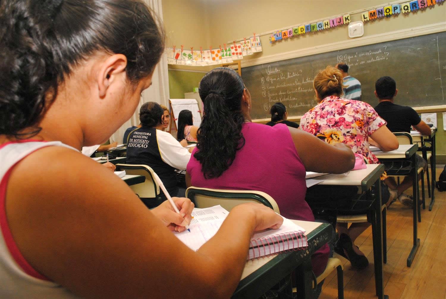 Matrículas abertas: rede estadual recebe inscrições de novos alunos