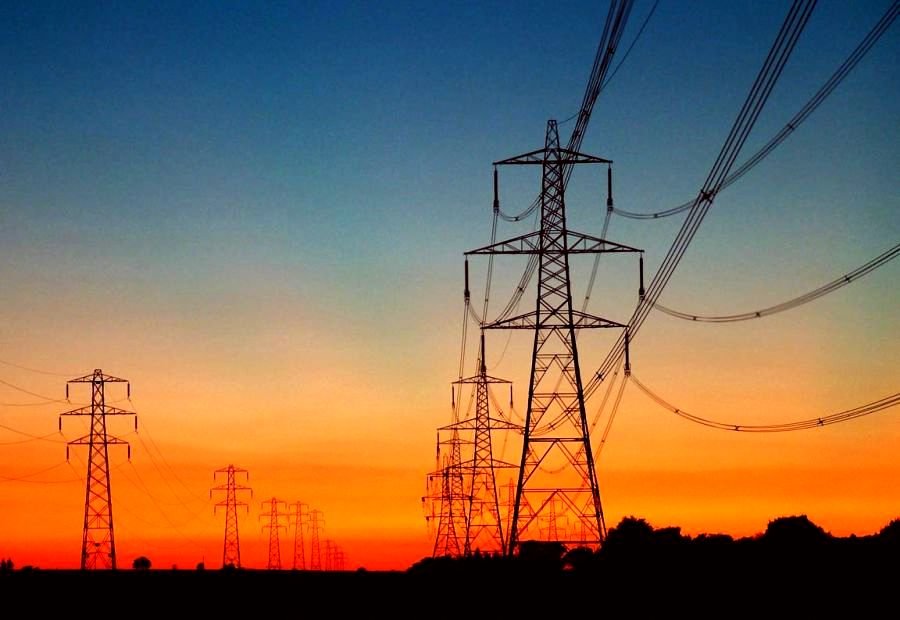 Brasil ocupa 4° lugar em ranking de tributos na conta de luz