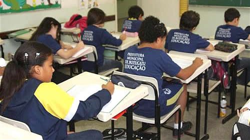 Escolas de período integral de Botucatu servem de referência para Hortolândia