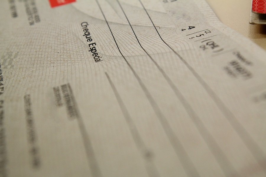 Taxa de juros do cheque especial chega ao recorde de 311,3% ao ano