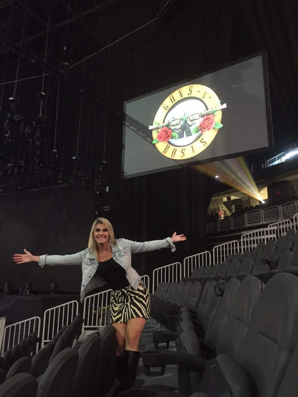 Botucatuense acompanha um dos primeiros shows da reunião do Guns and Roses