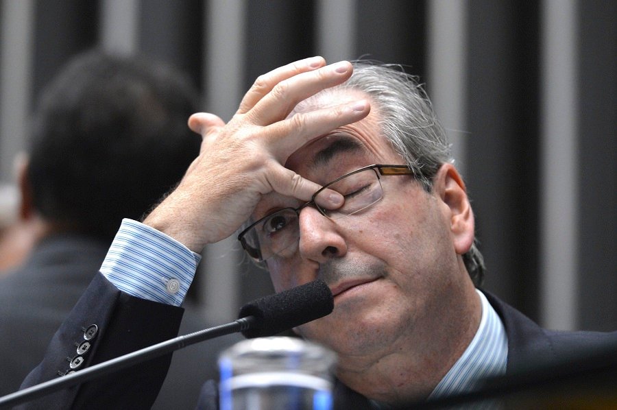 Conselho de Ética aprova por 11 votos a 9 parecer pela cassação de Eduardo Cunha