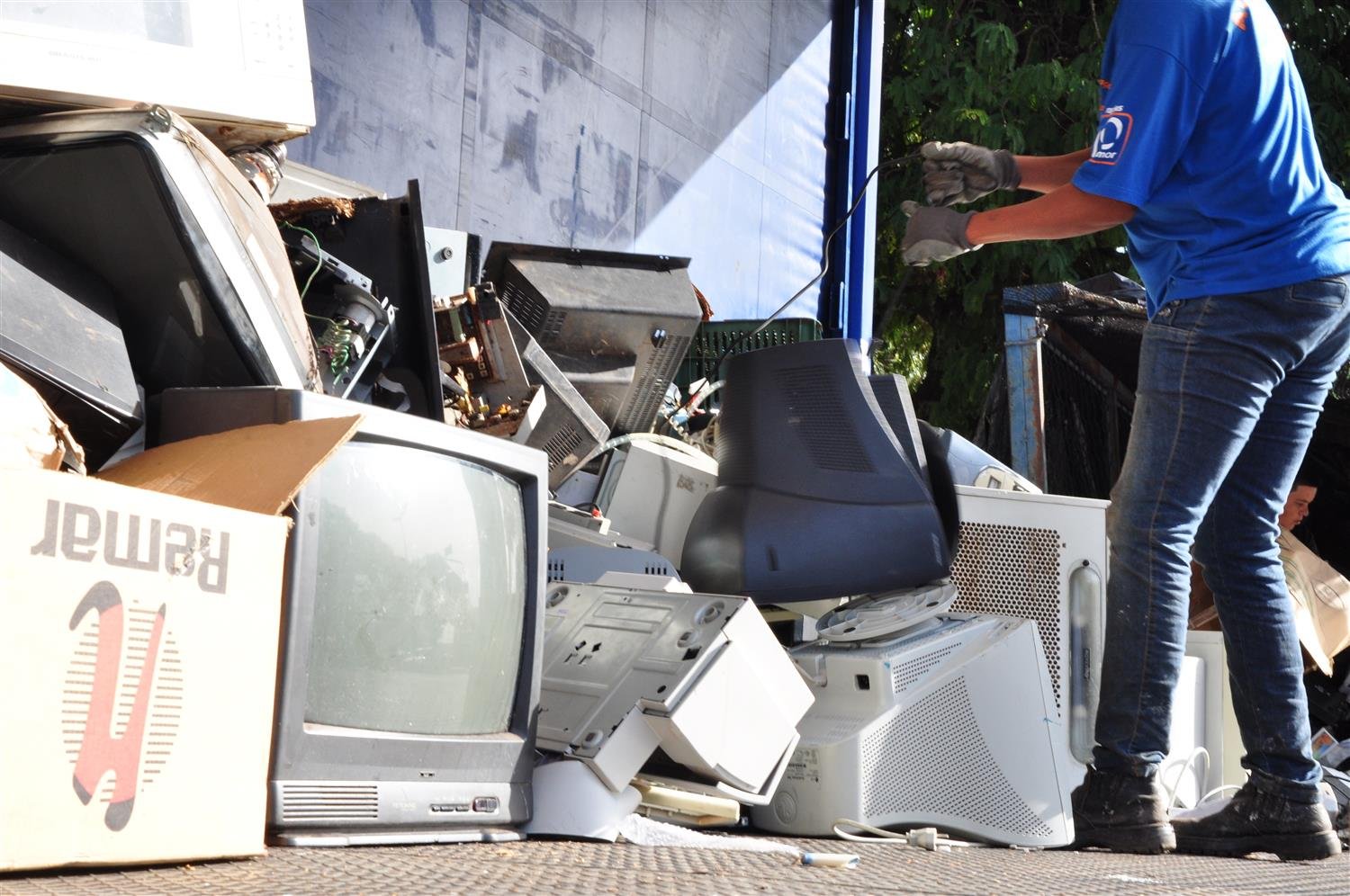 Botucatu, Pardinho e Itatinga participam de Mutirão do Lixo Eletrônico até sexta-feira (13)