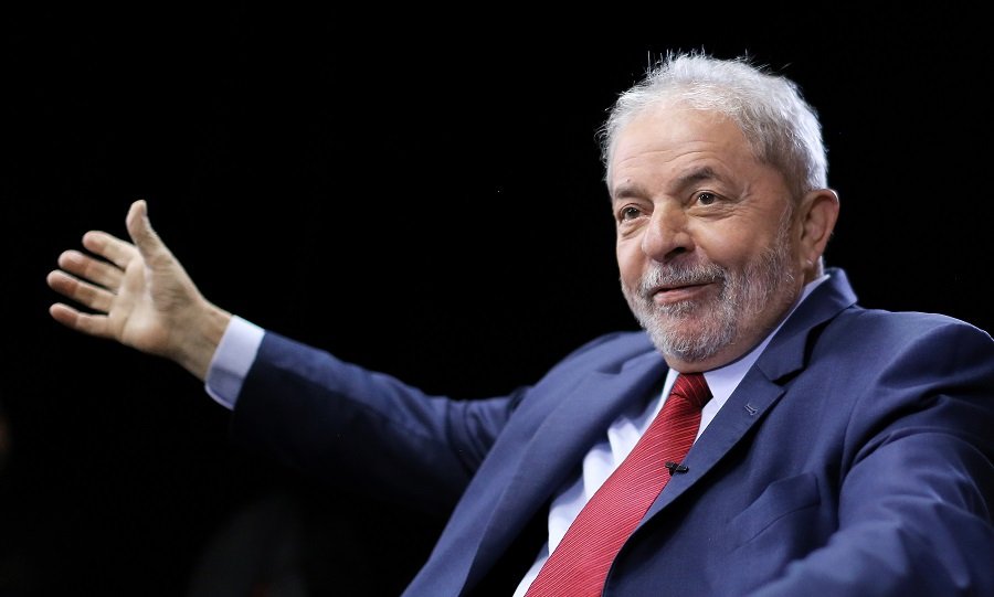 Pesquisa CNT: Lula lidera 1º turno em todos cenários e Aécio ganha no 2º turno