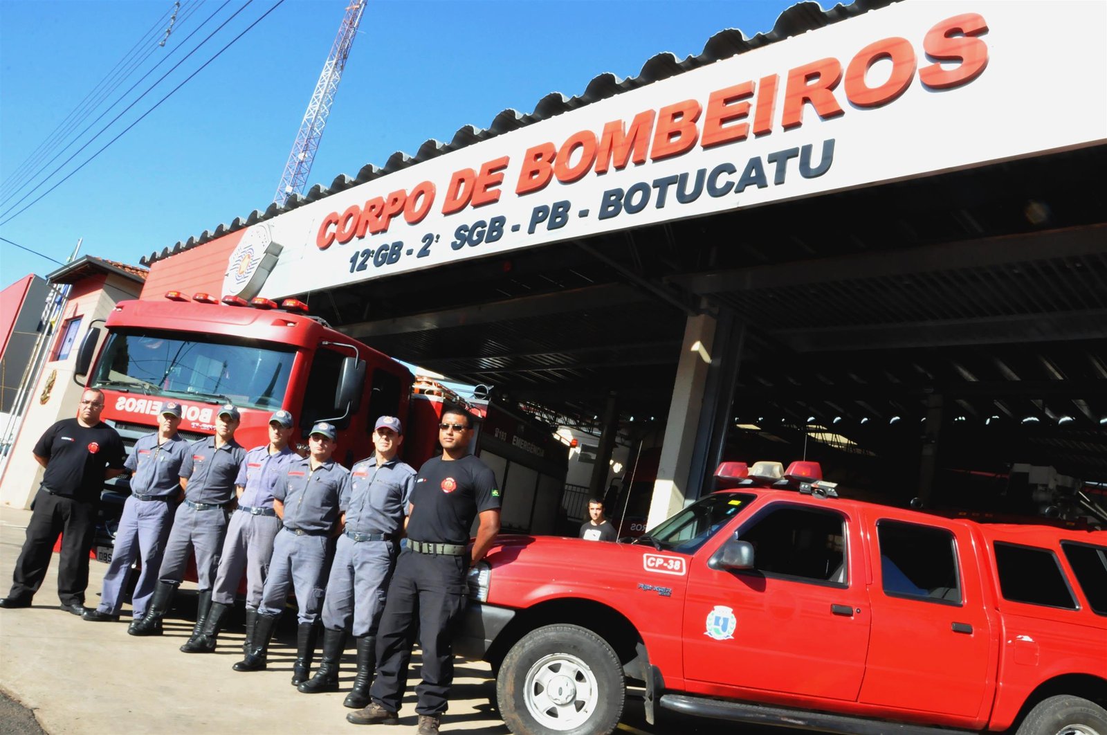 Corpo de Bombeiros de Botucatu contrata brigadistas de incêndio