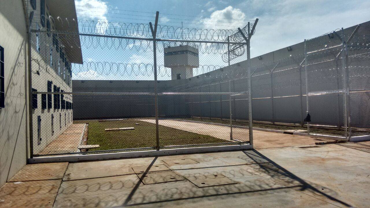 Justiça derruba liminar que suspendia privatização de presídio