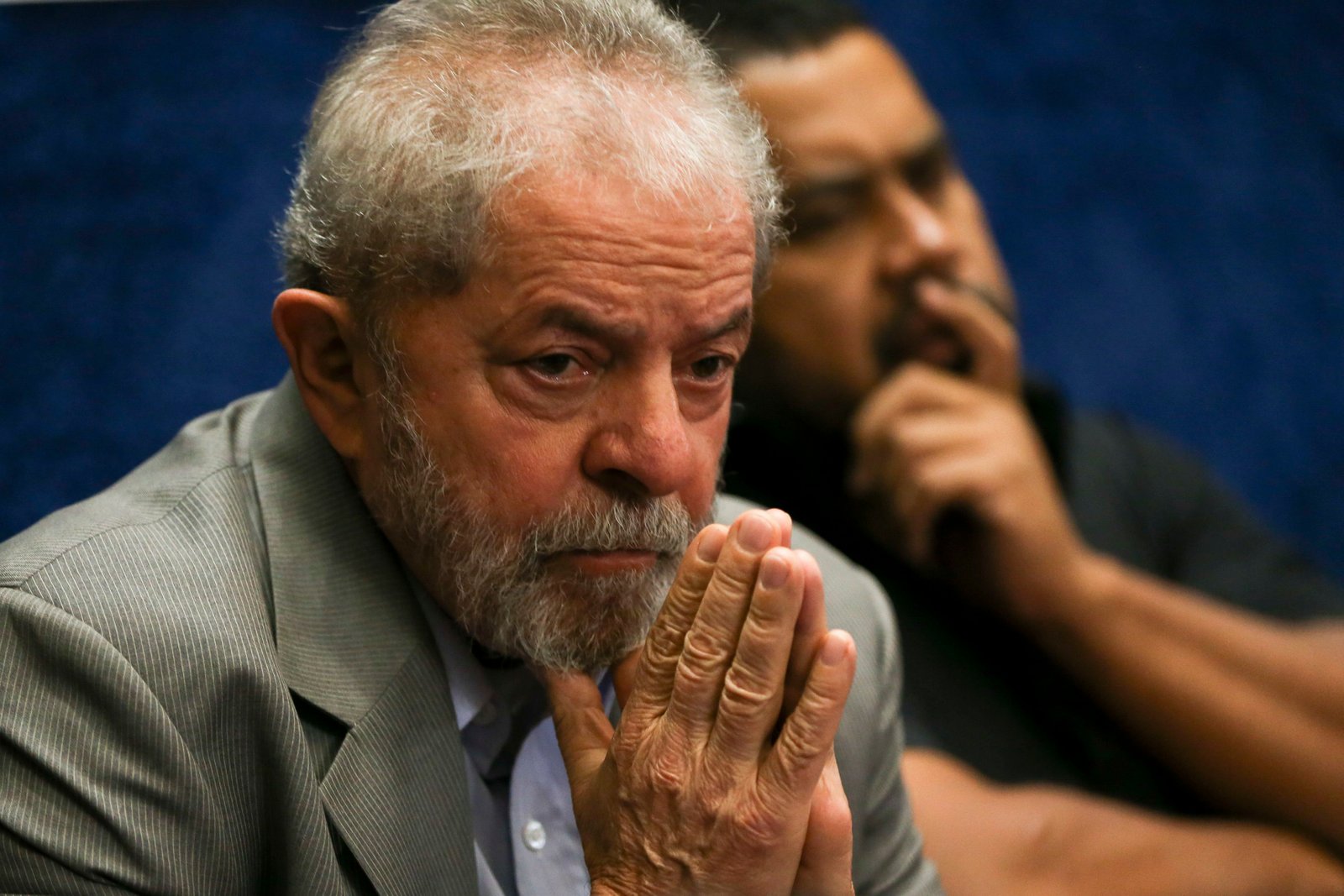 Por 6 votos a 1, TSE rejeita candidatura de Lula nas eleições