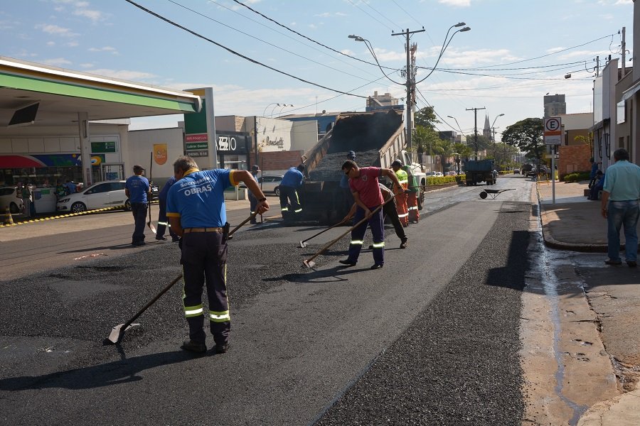 Recape avança na Avenida Dom Lúcio, com novos trechos interditados