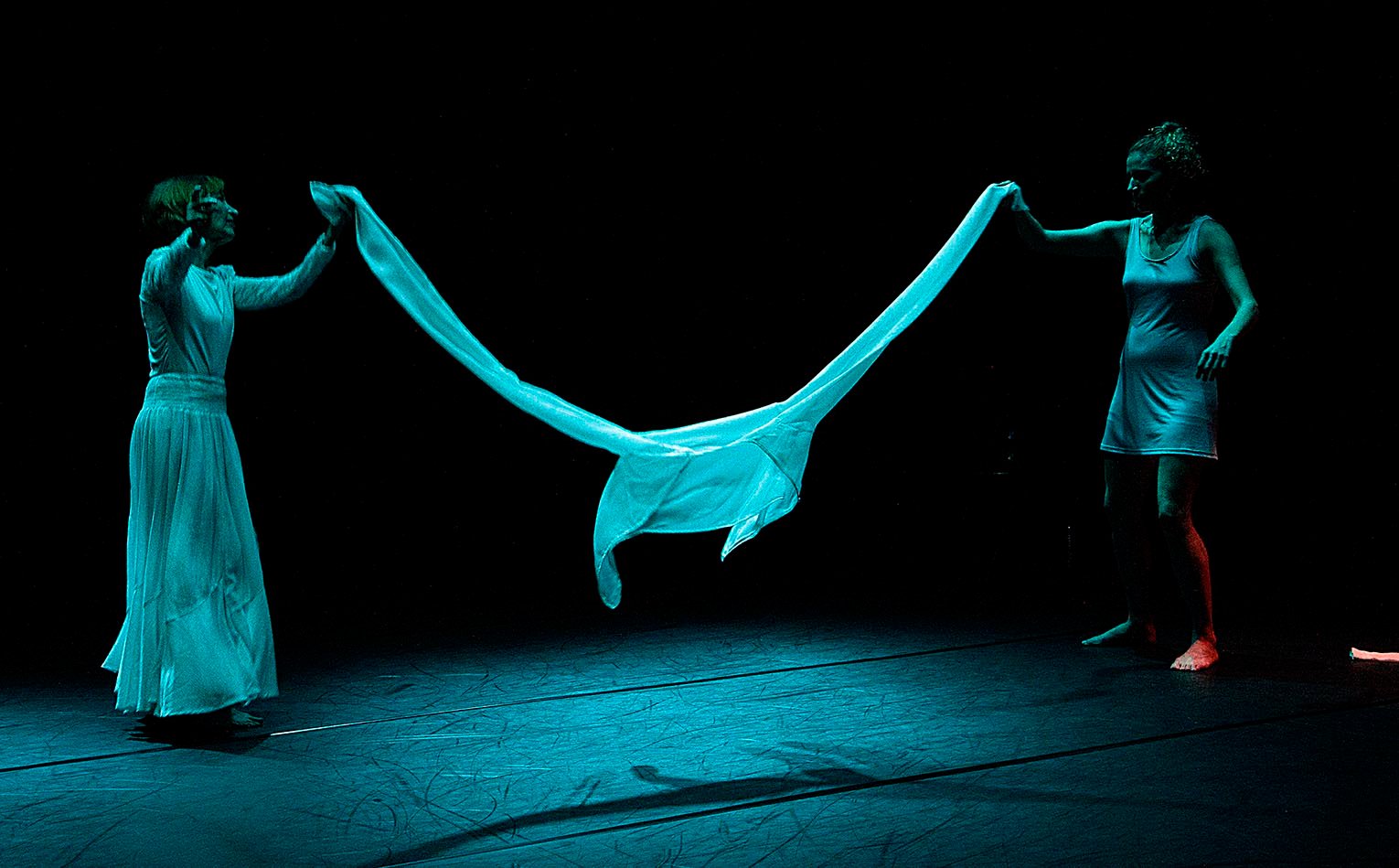 Mirante da Dança apresenta espetáculo “Vis-à-Vis” e oferece Oficina gratuita, nos dias 10 e 11