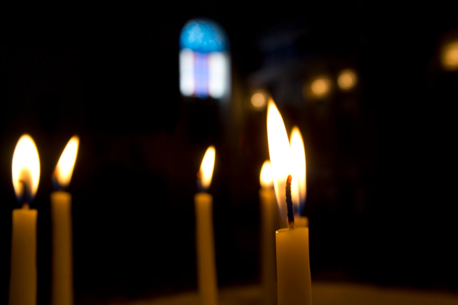 Padre pedófilo citado no filme Spotlight se suicida em presídio de Três Corações