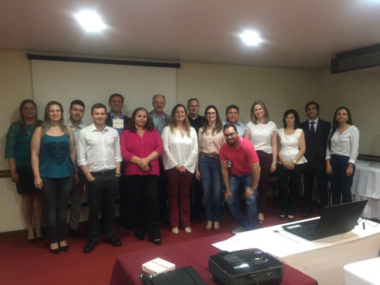 Pesquisadores da Unesp recebem Moção da Câmara Municipal de Botucatu pelo desenvolvimento do soro antiapílico