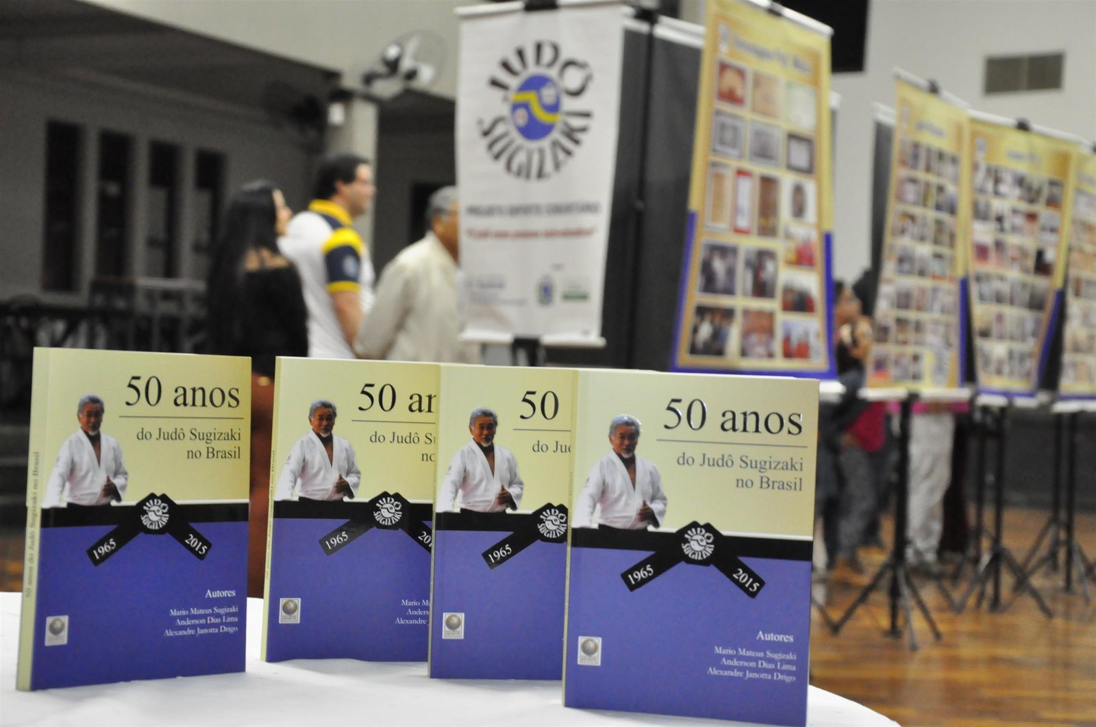 Livro conta a trajetória da família Sugizaki