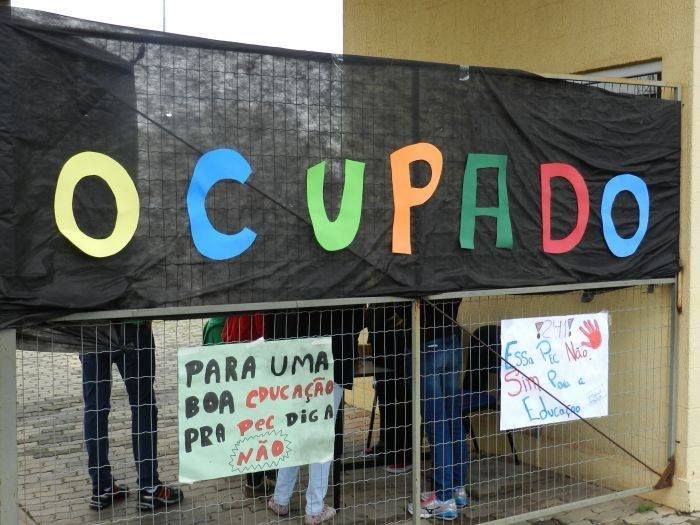 PEC 241: Estudantes ocupam Instituto Federal de Avaré