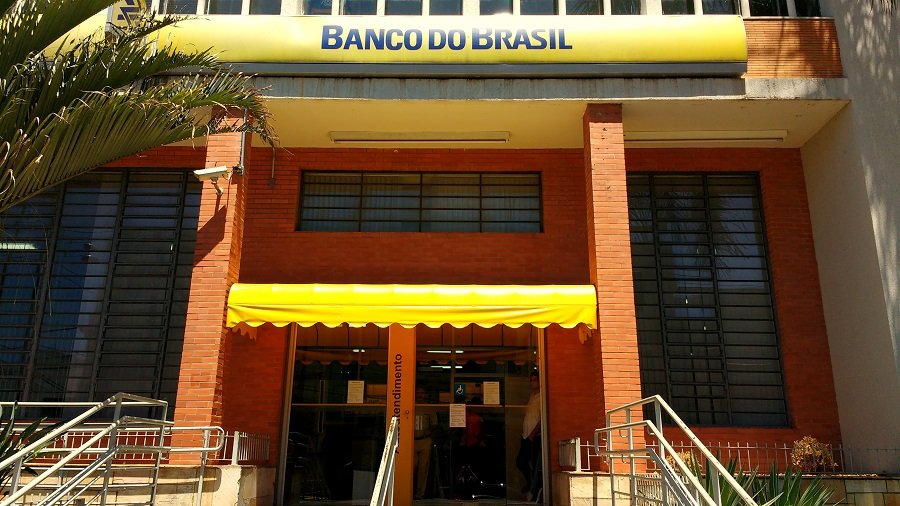 Banco do Brasil anuncia reestruturação e fechamento de agências
