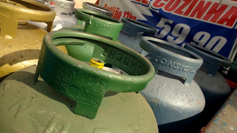 Gás de botijão deve ficar mais caro, diz Petrobras