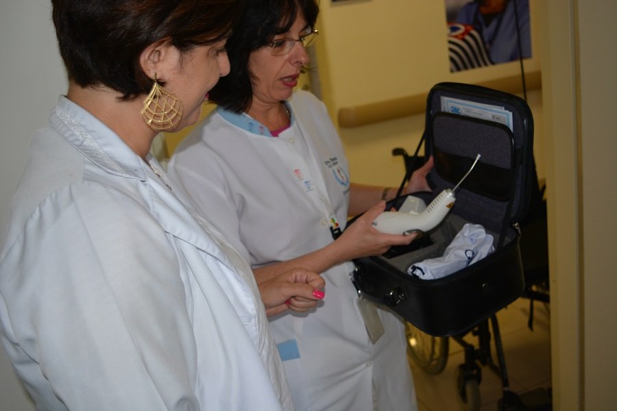 Hospital Estadual de Botucatu recebe equipamento para tratamento de crianças com câncer