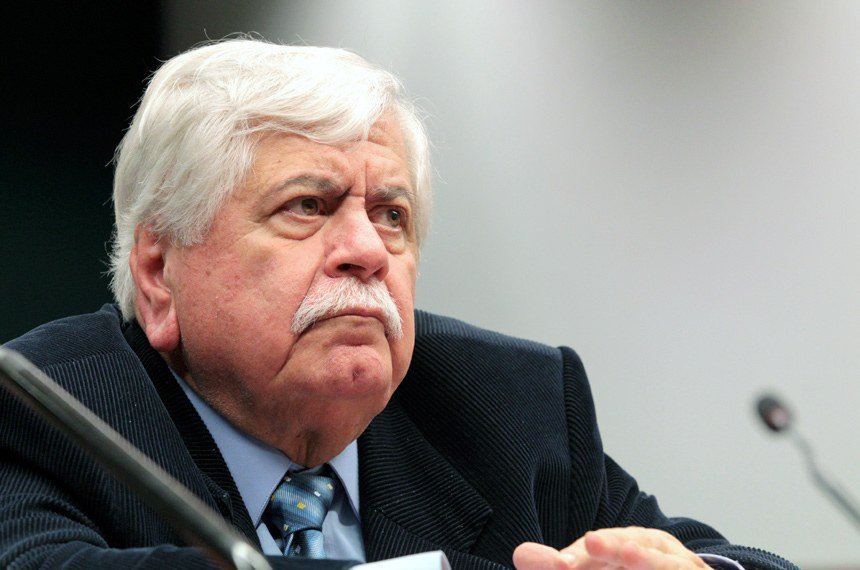 Médico formado pela Unesp de Botucatu deve ser o novo diretor da Anvisa