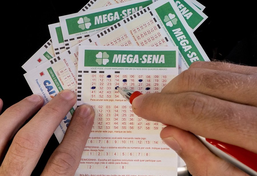 Mega-Sena acumula e prêmio para próximo concurso é estimado em R$ 16 milhões
