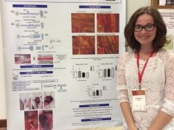 Egressa da Unesp é premiada em encontro promovido pelo Cevap