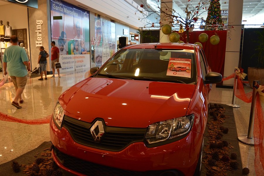 Moradora de São Manuel ganha carro 0 km em promoção do Shopping Botucatu