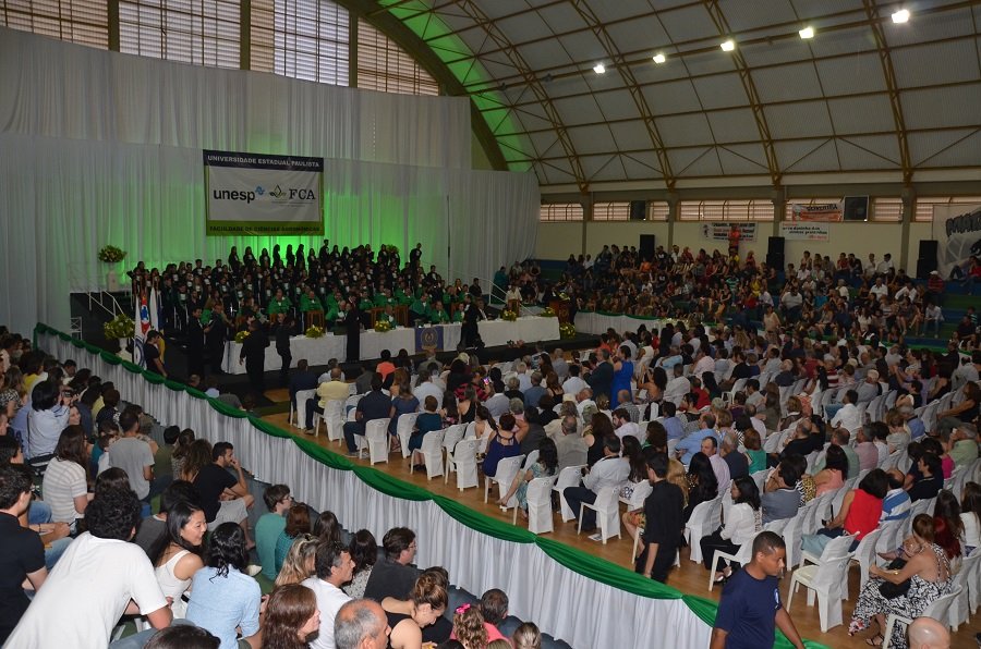 FCA/Unesp forma 25ª turma de Engenharia Florestal e 48ª turma de Engenharia Agronômica