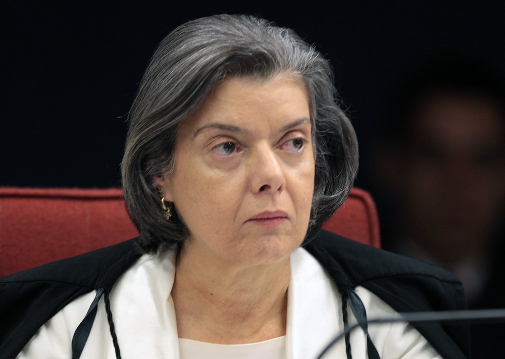 Cármen Lúcia autoriza auxiliares de Teori a retomarem homologações da Odebrecht