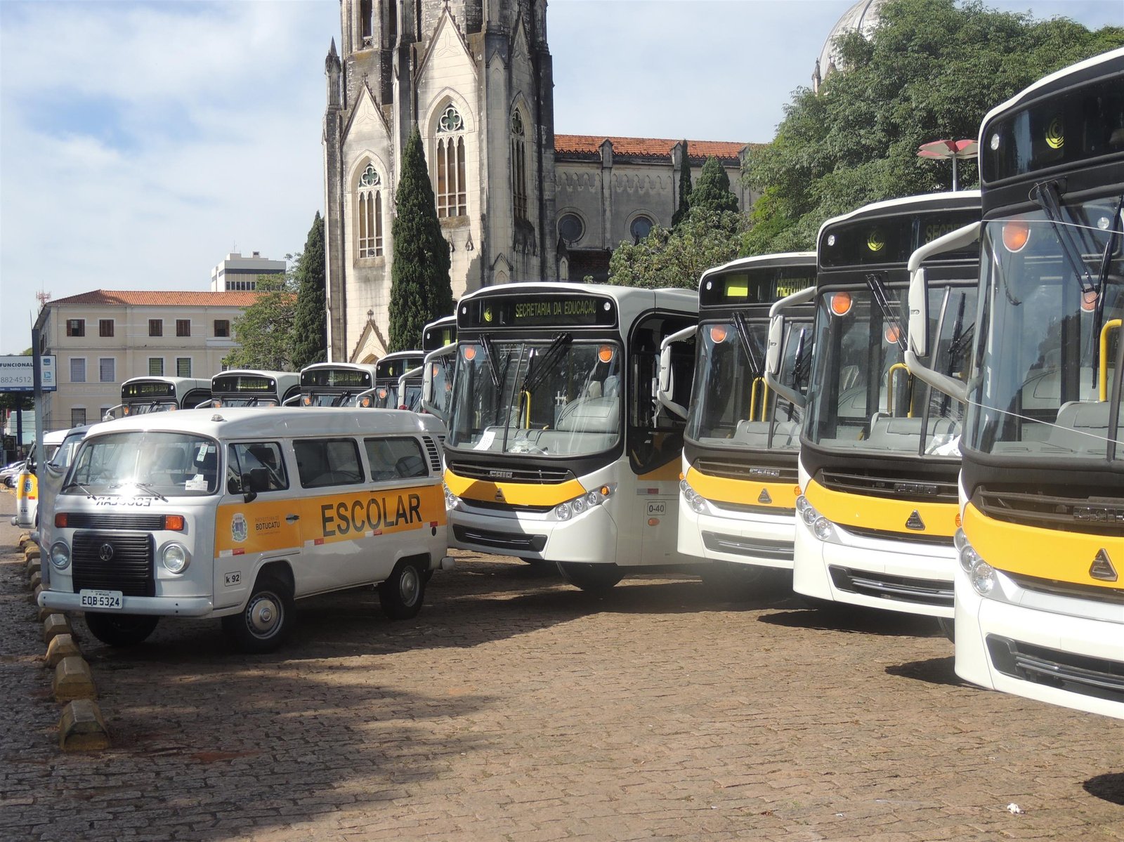 Prefeitura e Estado chegam a acordo sobre o transporte escolar em 2017