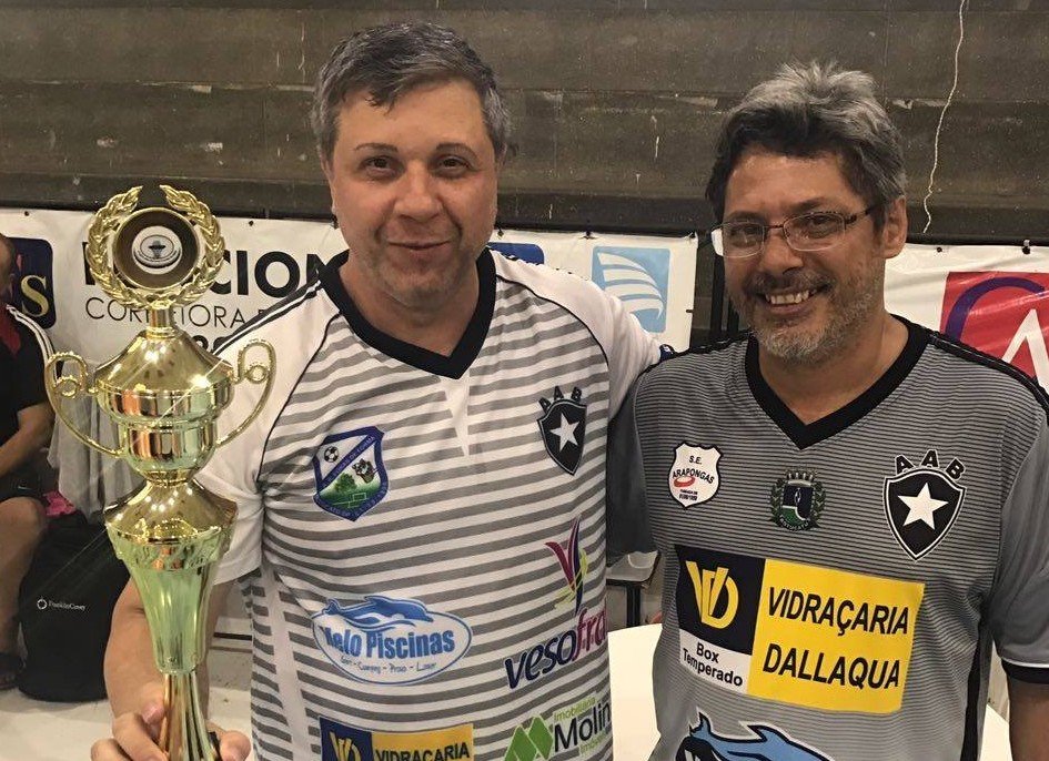 Botucatuense conquista copa de futebol de mesa na AAB
