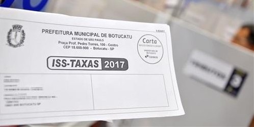 Carnês de ISS e Taxas de Licença 2017 começam a ser distribuídos em Botucatu