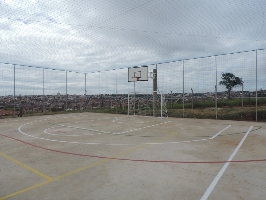 Obras de quadras poliesportivas em escolas de tempo integral serão entregues até o início das aulas