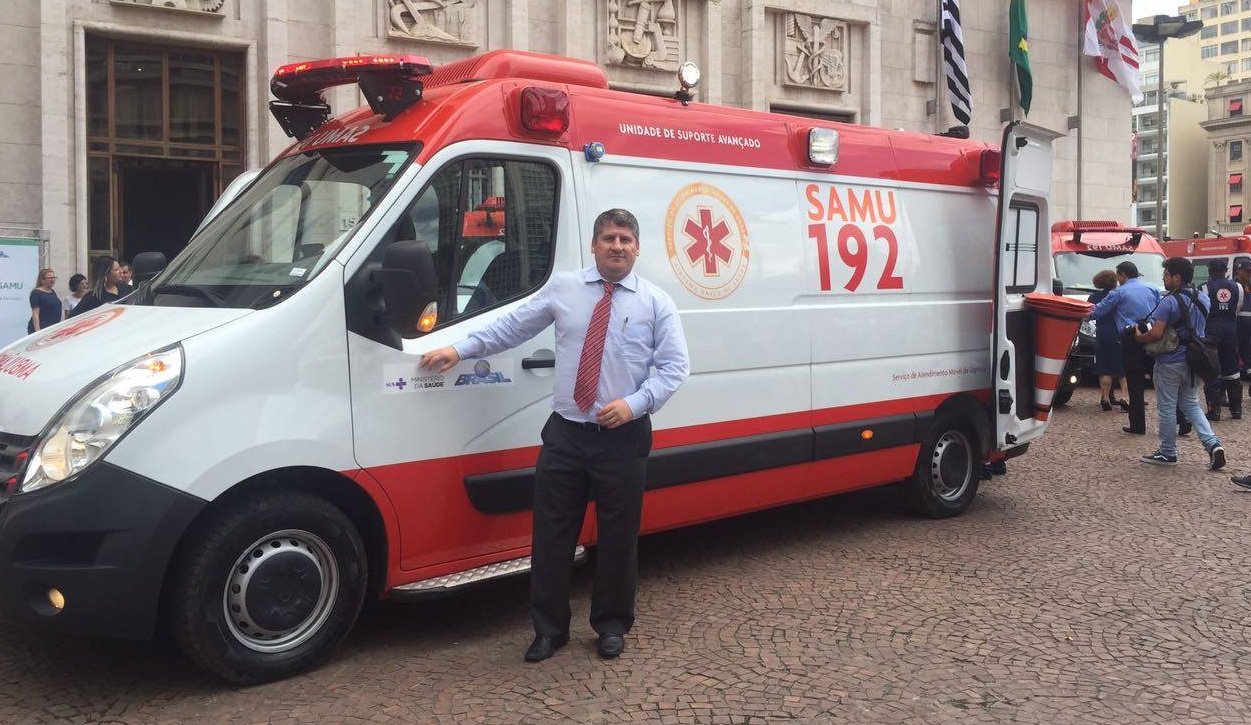 Botucatu recebe nova ambulância para a frota do SAMU
