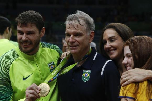 Após 16 anos, Bernardinho deixa comando da seleção masculina de vôlei