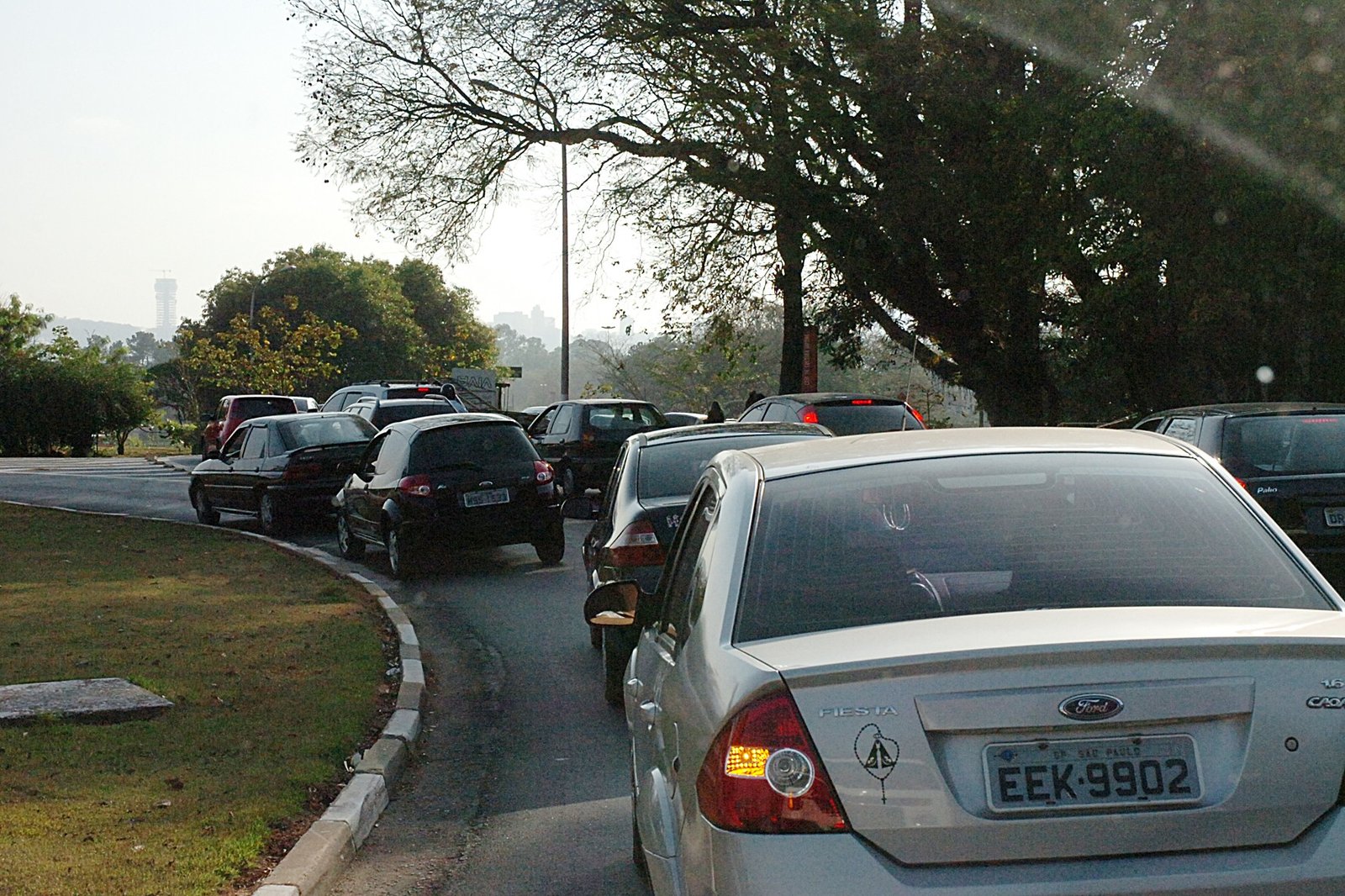 IPVA: pagamento para veículos com placa final 8 vence nesta quarta-feira