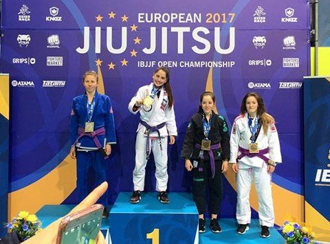 Botucatuense é campeã europeia de jiu-jitsu