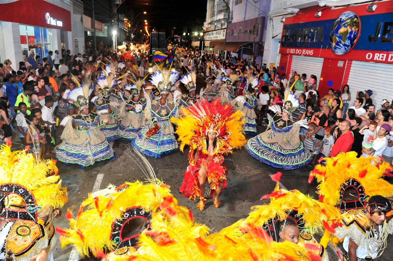 Carnaval deve movimentar R$ 5,8 bilhões