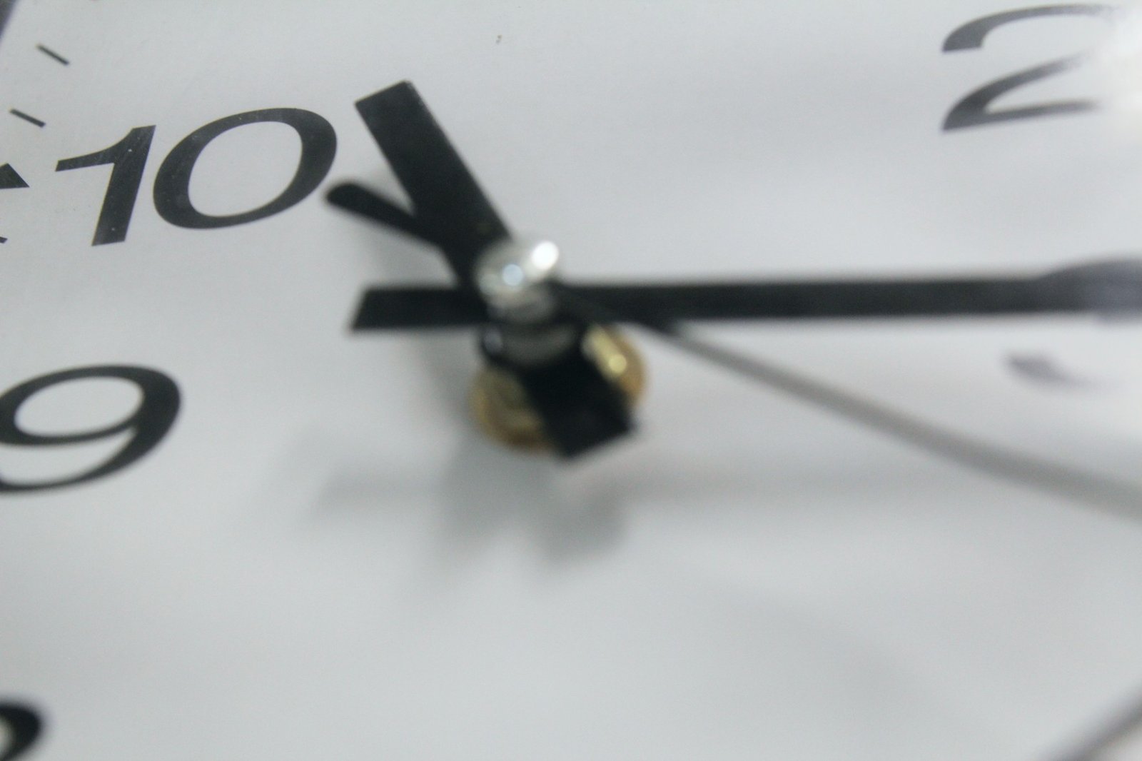 Horário de Verão poderá ser adiado devido às eleições de 2018