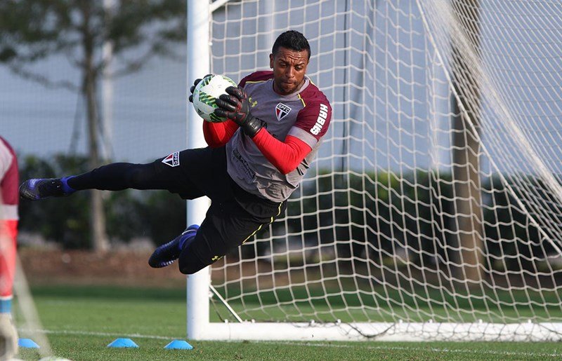 São Paulo e Santos abrem a rodada em busca da reabilitação