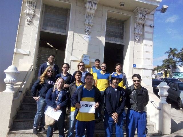 Funcionários dos Correios, em Botucatu, aderem à greve nacional