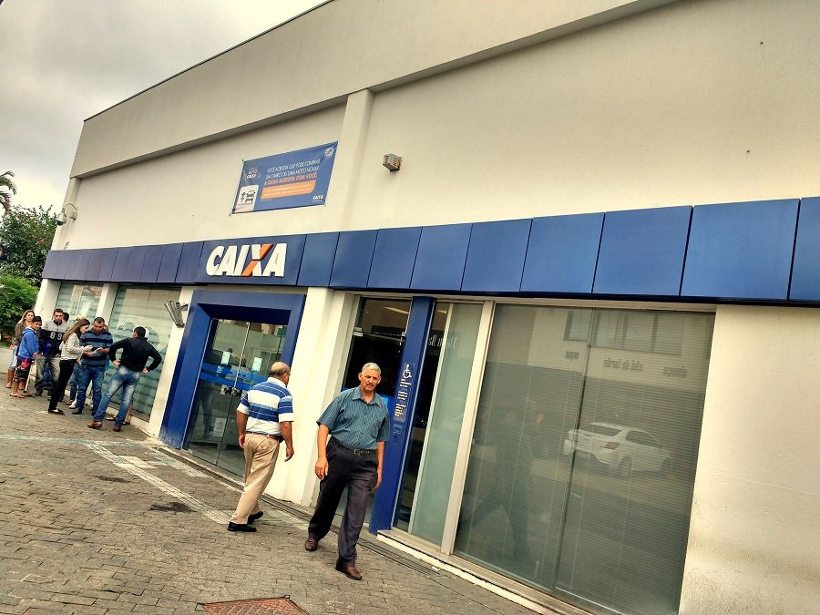 Trabalhador nascido em dezembro pode sacar FGTS inativo a partir de sábado