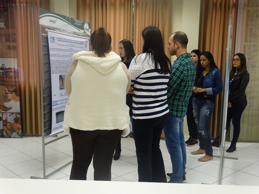 Simpósio de Reabilitação reúne alunos e profissionais de saúde no HCFMB para palestras e minicursos