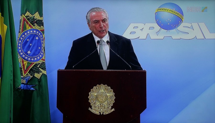 “Não renunciarei”, diz Temer em pronunciamento