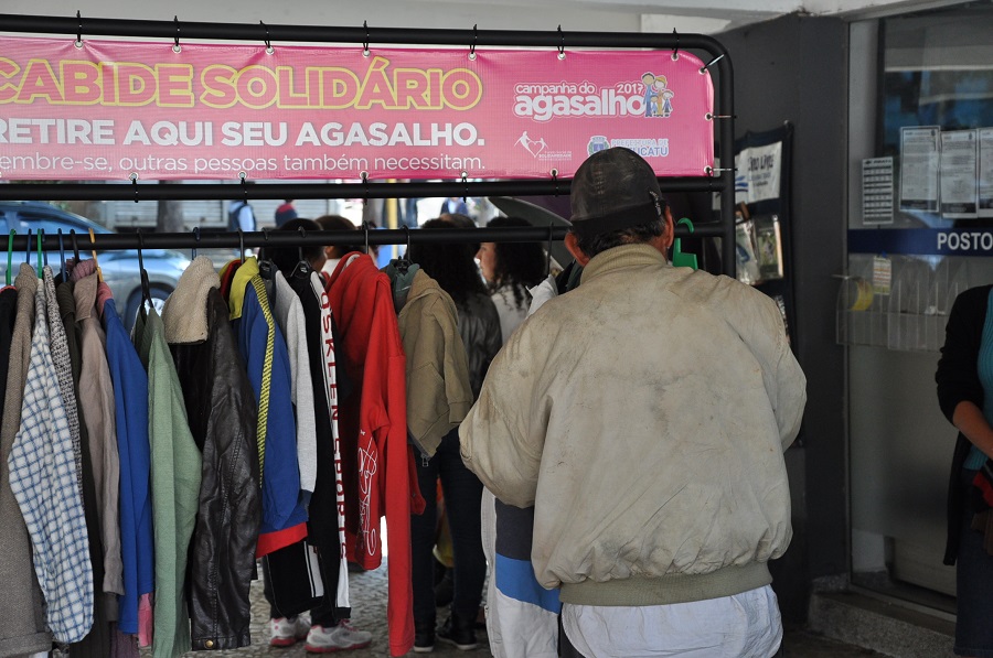 Cabide solidário itinerante estará no posto de saúde da Cohab I