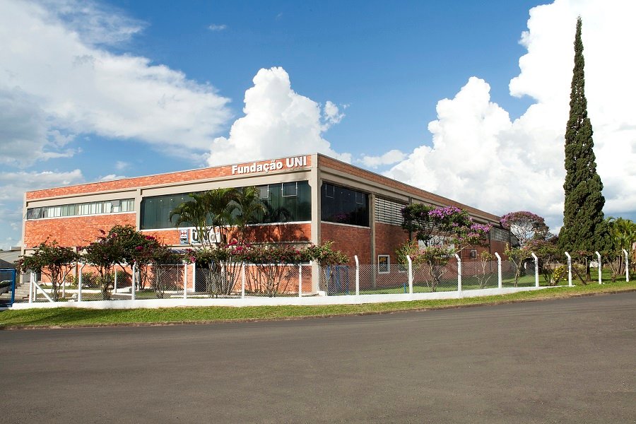 Fundação UNI abre processo seletivo para cargos em Botucatu e São Manuel